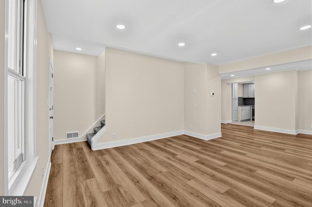 470 N TYSON AVE, Glenside, PA 19038