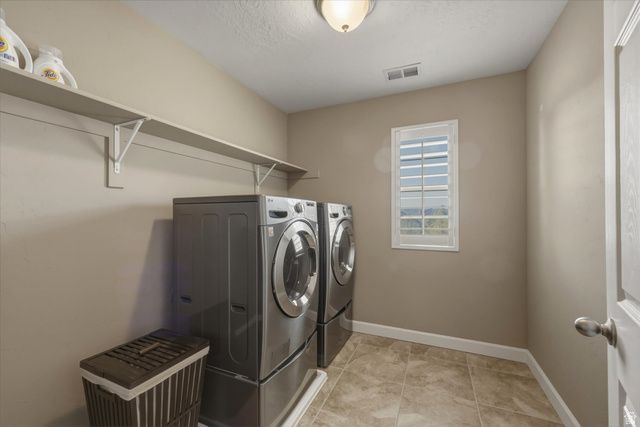 2087 E AUTUMN FIELDS LN, Draper, UT 84020