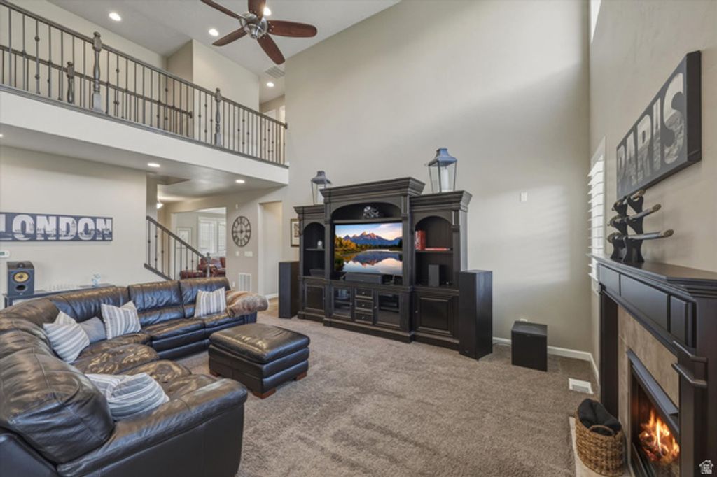Image 15 of property listing at 2087 E AUTUMN FIELDS LN, Draper, UT 84020