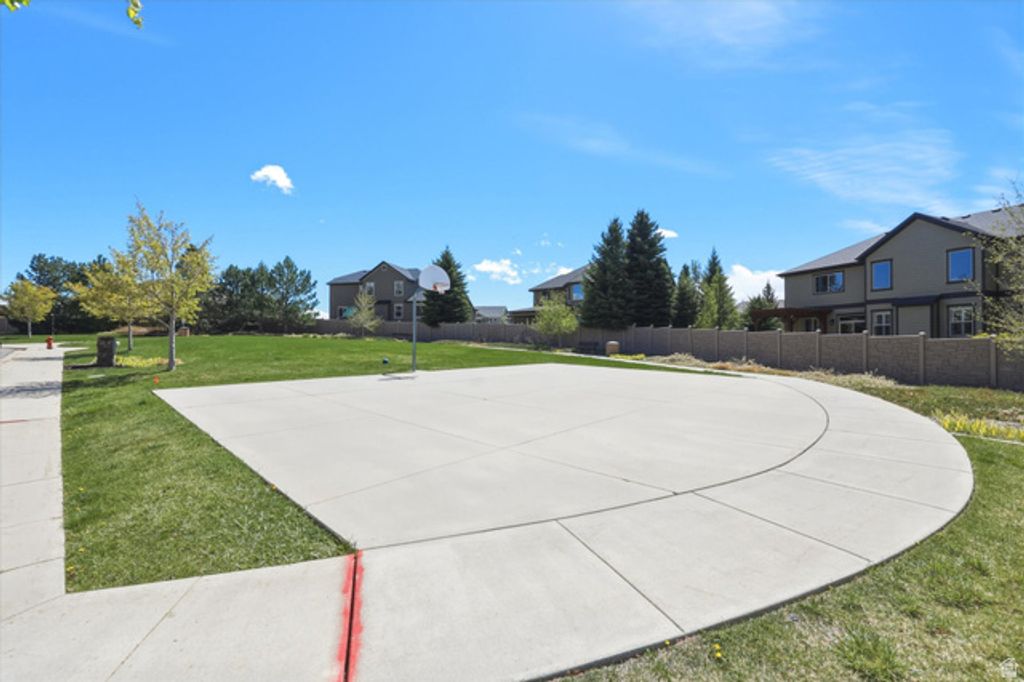 Image 59 of property listing at 2087 E AUTUMN FIELDS LN, Draper, UT 84020