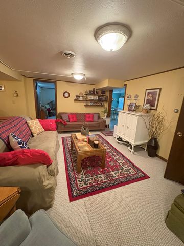 1401 N 4th Street, Montevideo, MN 56265