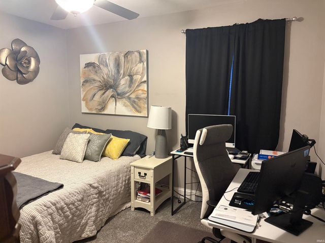 726 S Franklin Street, Oakland City, IN 47660