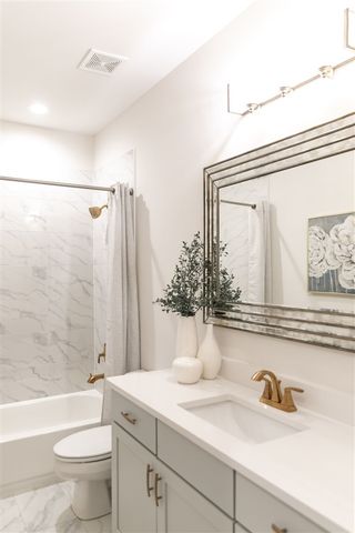 9636 GRAYS MEADOW DR, Cordova, TN 38018