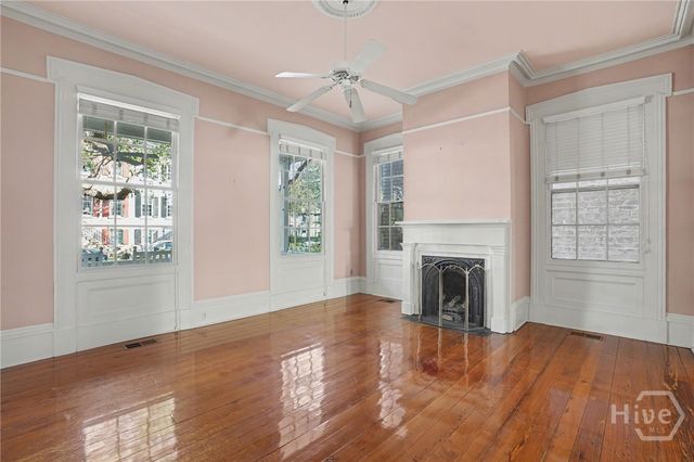 205 W Jones Street, Savannah, GA 31401