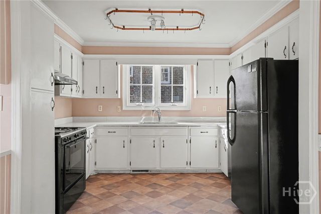 205 W Jones Street, Savannah, GA 31401