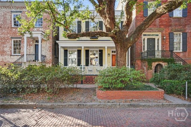 205 W Jones Street, Savannah, GA 31401