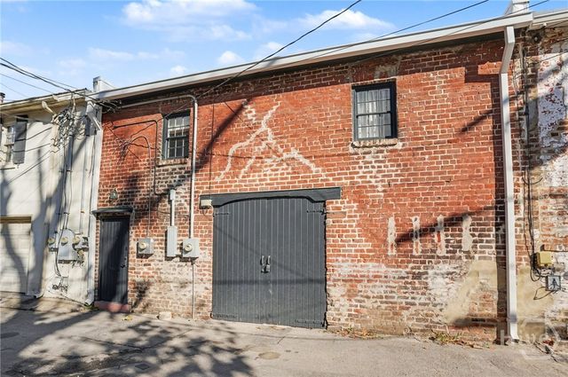 205 W Jones Street, Savannah, GA 31401