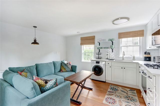 205 W Jones Street, Savannah, GA 31401