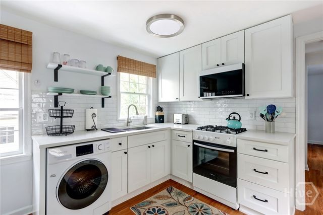 205 W Jones Street, Savannah, GA 31401