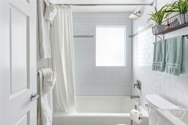 205 W Jones Street, Savannah, GA 31401