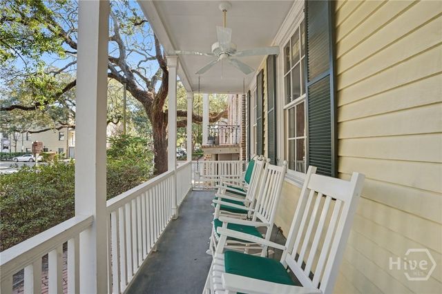 205 W Jones Street, Savannah, GA 31401