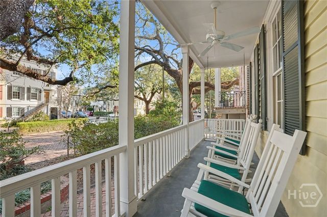 205 W Jones Street, Savannah, GA 31401