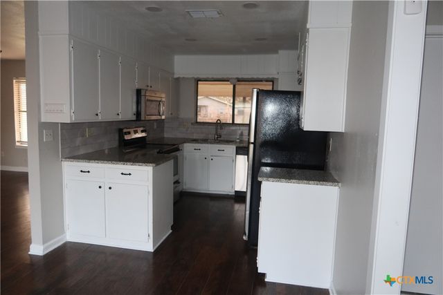 809 N 23rd Street, Copperas Cove, TX 76522