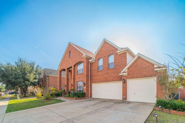 2335 Shackleford Trail, Grand Prairie, TX 75052