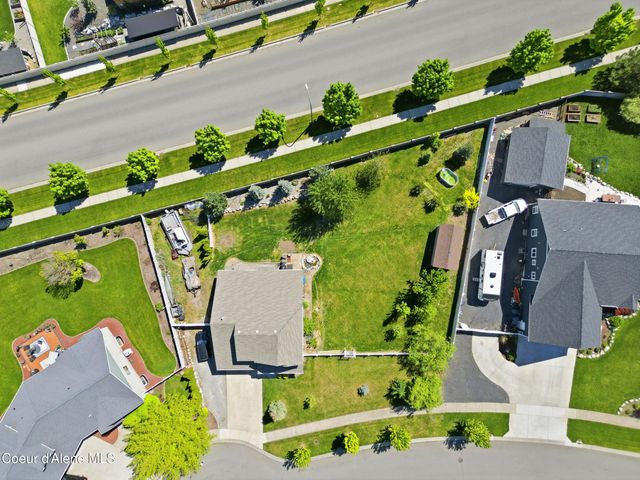13720 N Corrigan ST, Rathdrum, ID 83858