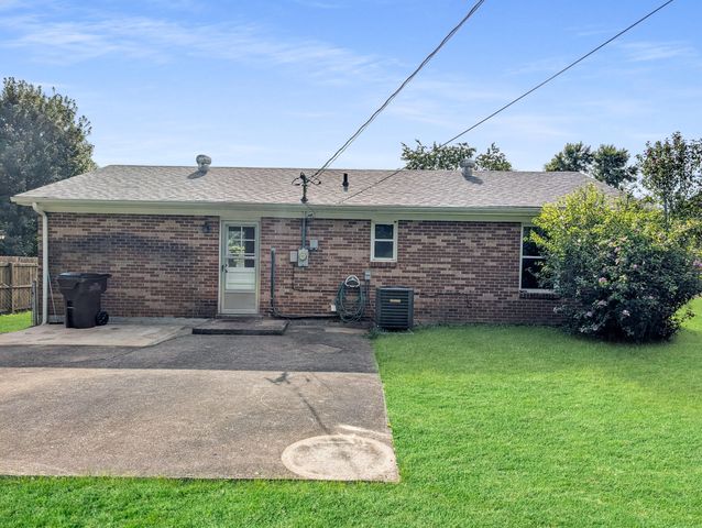 118 Kingsway Drive, Nicholasville, KY 40356