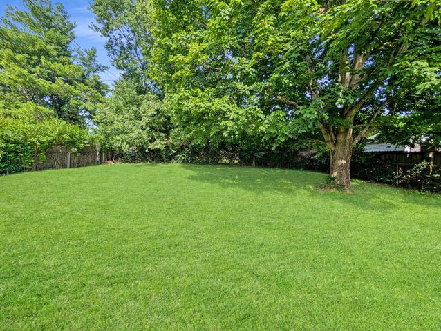 118 Kingsway Drive, Nicholasville, KY 40356