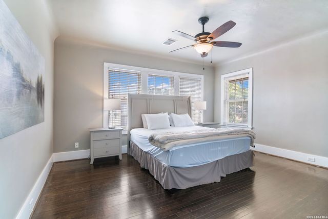 160 Terrell Rd, San Antonio, TX 78209