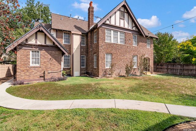 160 Terrell Rd, San Antonio, TX 78209