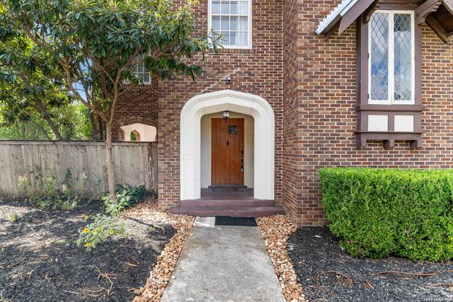 160 Terrell Rd, San Antonio, TX 78209