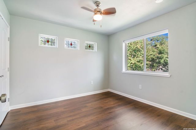 160 Terrell Rd, San Antonio, TX 78209