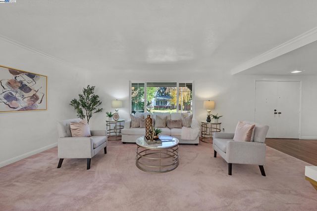 359 Cardona Cir, San Ramon, CA 94583