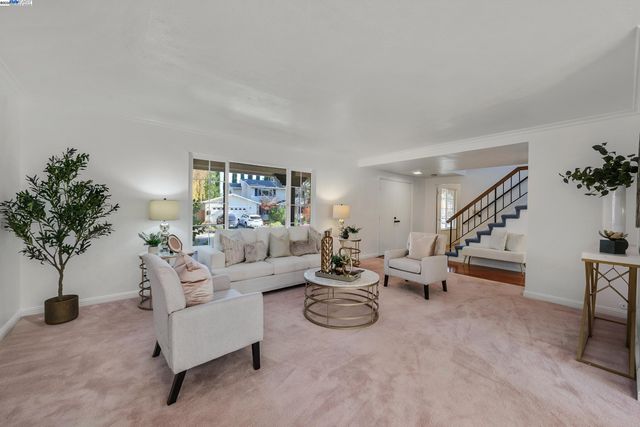 359 Cardona Cir, San Ramon, CA 94583