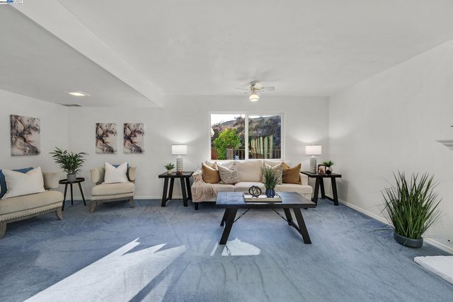 359 Cardona Cir, San Ramon, CA 94583