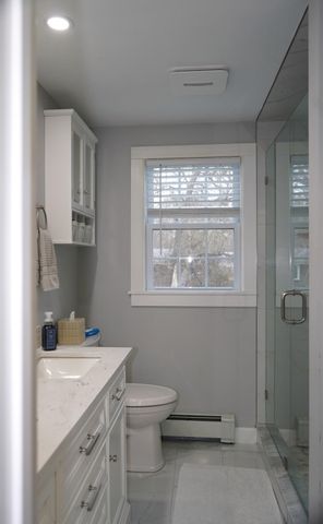 54 Melbourne Road, Hyannis, MA 02601