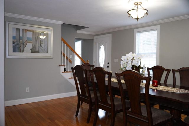 54 Melbourne Road, Hyannis, MA 02601