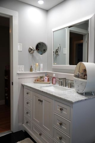 54 Melbourne Road, Hyannis, MA 02601