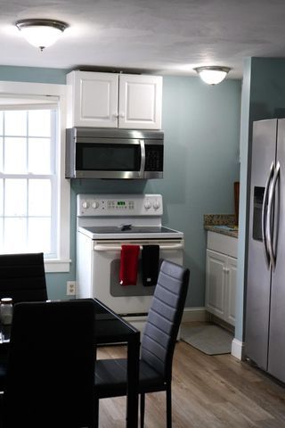 54 Melbourne Road, Hyannis, MA 02601