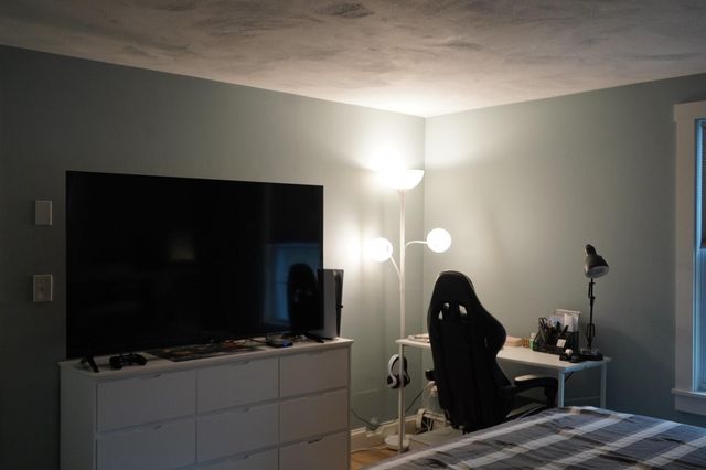 54 Melbourne Road, Hyannis, MA 02601