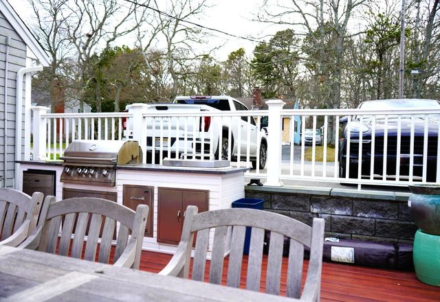 54 Melbourne Road, Hyannis, MA 02601