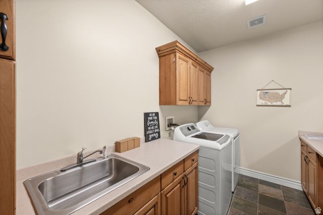 9987 S TEE SHOT CIR, South Jordan, UT 84009