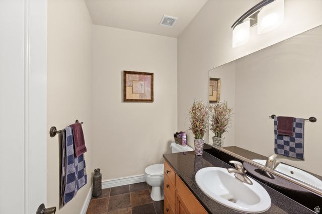 9987 S TEE SHOT CIR, South Jordan, UT 84009