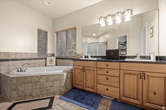 9987 S TEE SHOT CIR, South Jordan, UT 84009