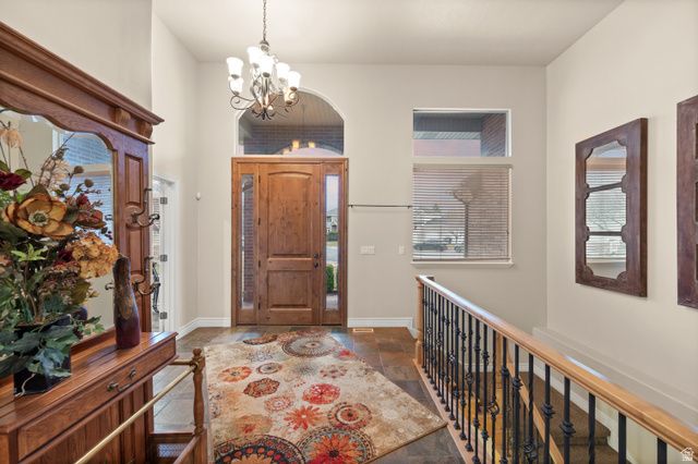 9987 S TEE SHOT CIR, South Jordan, UT 84009