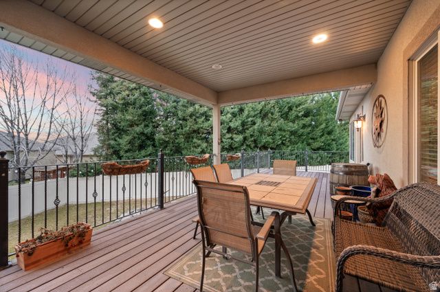 9987 S TEE SHOT CIR, South Jordan, UT 84009