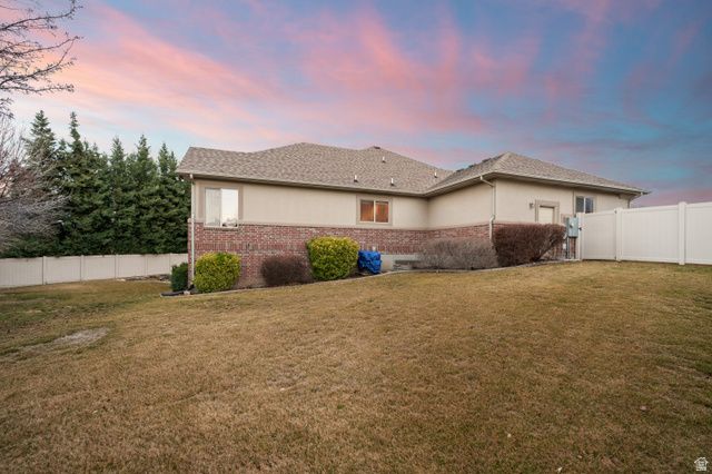 9987 S TEE SHOT CIR, South Jordan, UT 84009