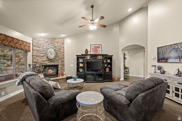 9987 S TEE SHOT CIR, South Jordan, UT 84009