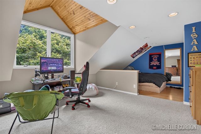 2465 Cascade Springs Drive, Grand Rapids, MI 49546