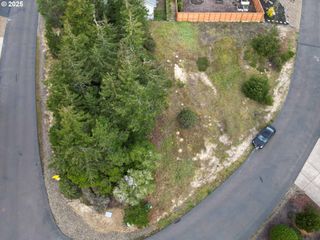 5234 Dunewood Dr, Florence, OR 97439
