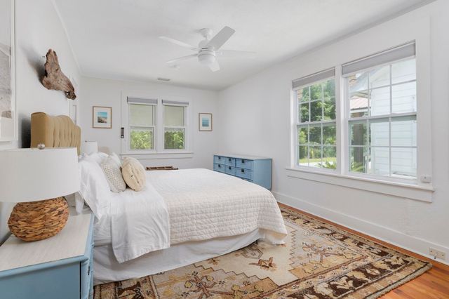 8 Poinciana Ave, St Augustine, FL 32084