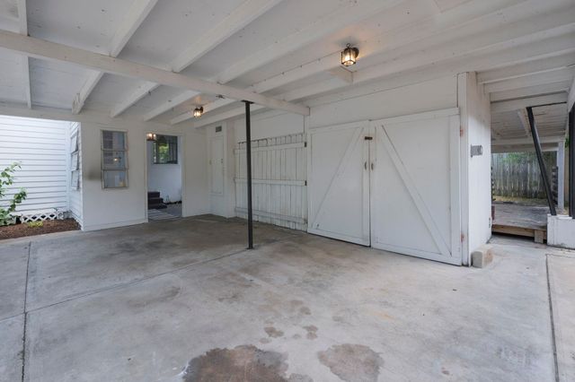 8 Poinciana Ave, St Augustine, FL 32084