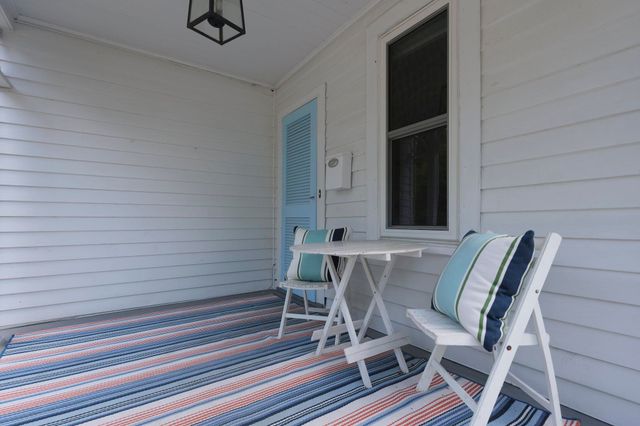 8 Poinciana Ave, St Augustine, FL 32084