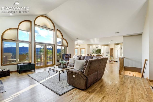 720 Mission Hill Way, Colorado Springs, CO 80921