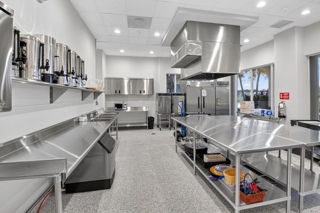 7180 Francisco Bend Drive, Delray Beach, FL 33446