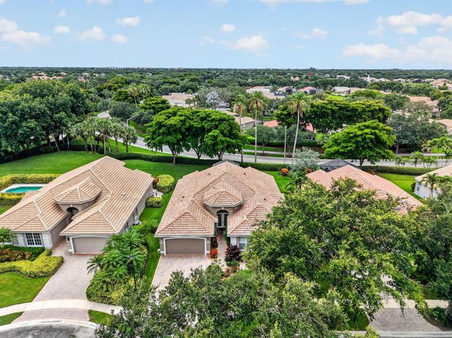 7180 Francisco Bend Drive, Delray Beach, FL 33446
