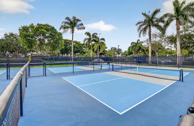 7180 Francisco Bend Drive, Delray Beach, FL 33446